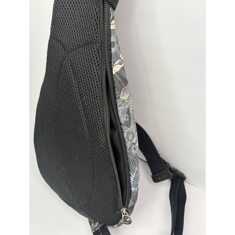 Sakroots 'On The Go' Sling Backpack Crossbody Midnight Seascape Sea Turtle - Picture 8 of 15